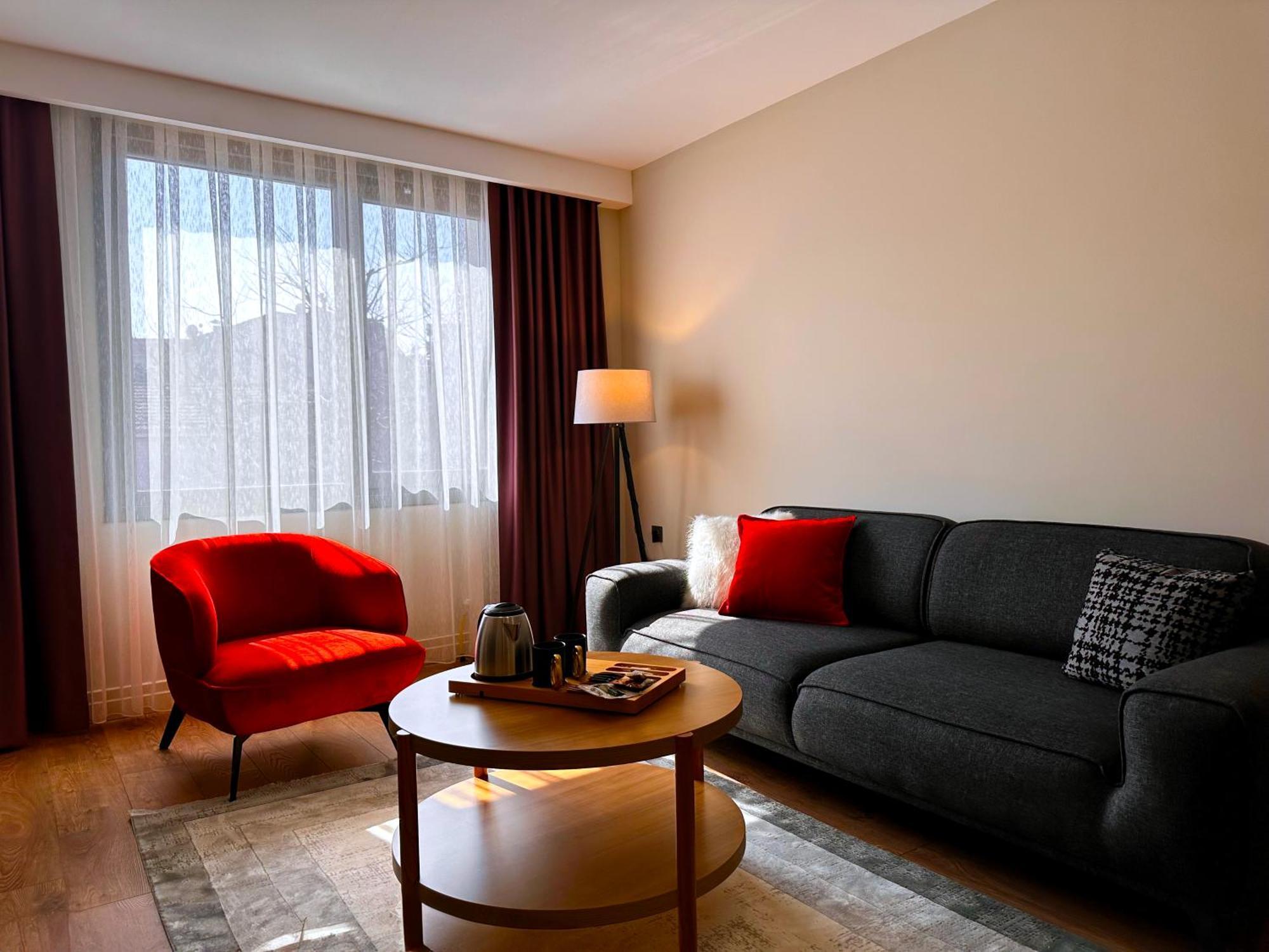 Frezya - Exclusively Woman Hotel Истанбул Екстериор снимка
