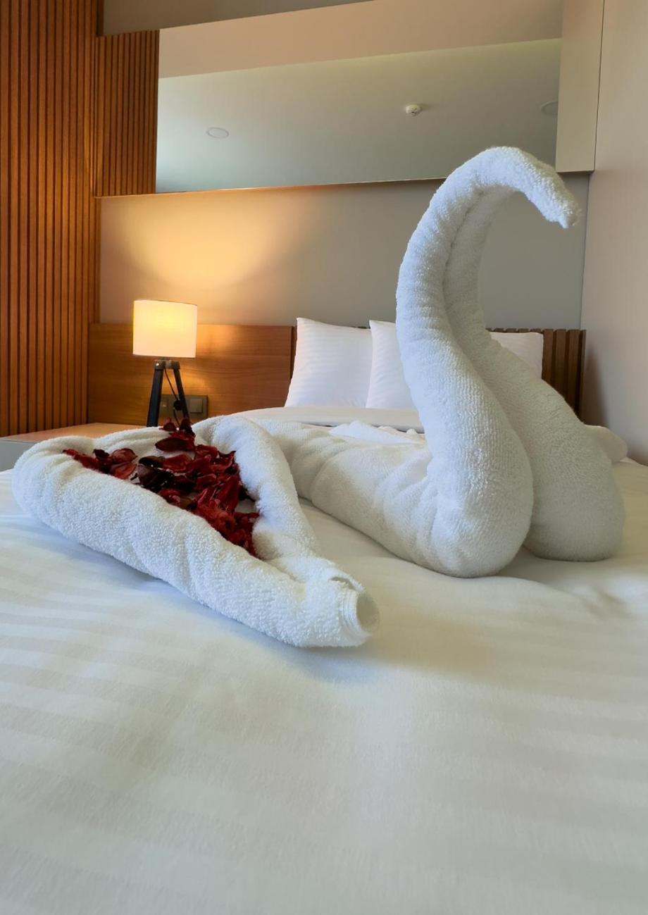 Frezya - Exclusively Woman Hotel Истанбул Екстериор снимка